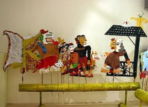 heri-dono-menghidupkan-wayang-dalam-seni-kontemporer